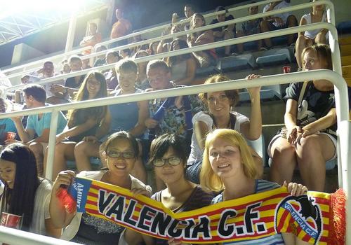 Partido de fútbol actividad Hispania, Escuela de Español