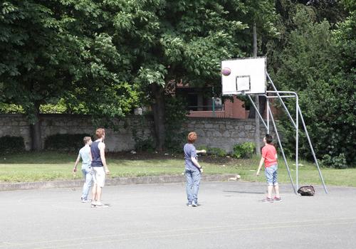 Practica deporte con nosotros Atlas - Cursos de verano para jóvenes en Dublín