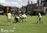 Jugando a fútbol Atlas - Cursos de verano para jóvenes en Dublín